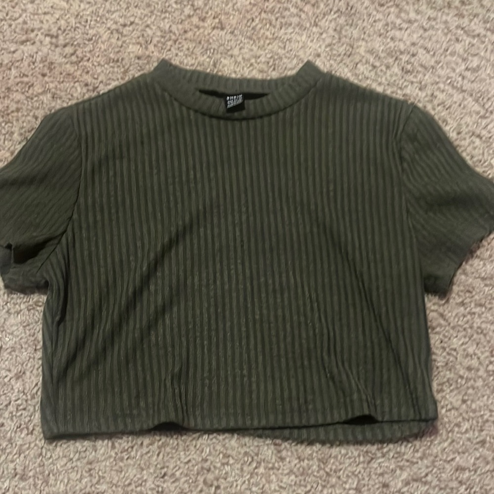shein crop top size L